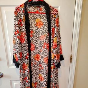 Torrid 3/4 kimono